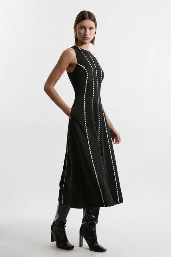 Karen Millen Scallop Trim Panelled Crepe Maxi Dress mono New